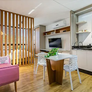 https://studio-novo-e-moderno-a-20-min-da-ufsc-ssg425.santa-catarina-brasil.com