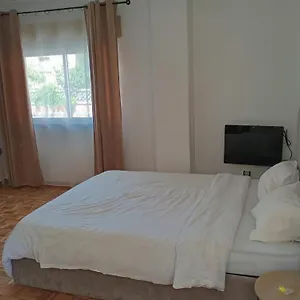 https://room-10-mins-walk-from-train-station.hotels-lisbon-portugal.com